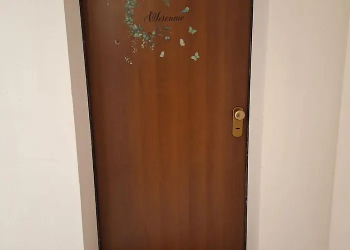 Le Rondini 18 Konukevi 3*